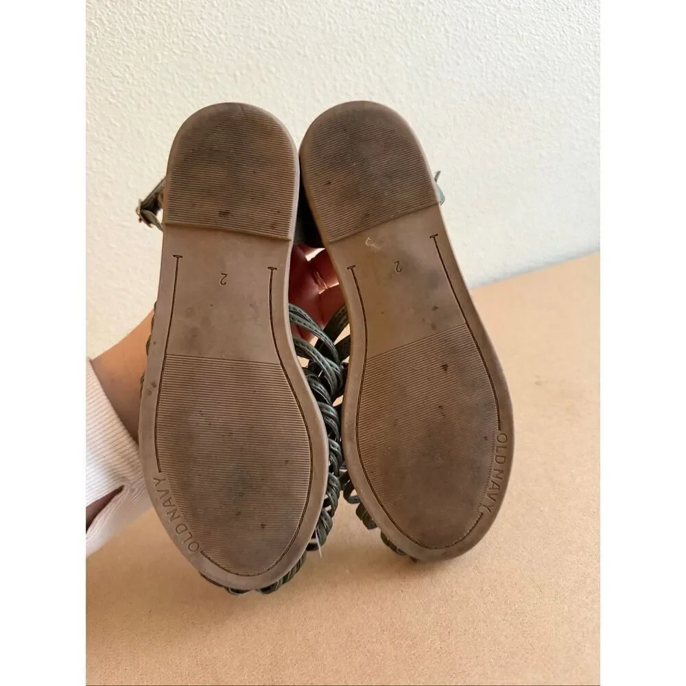 Old Navy Caged flat sandals low heels Ancle Strap SZ 2